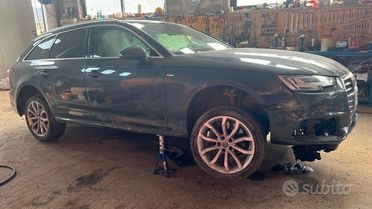 Audi A4 Avant 2.0 TDI 190CV S-tronic S-line