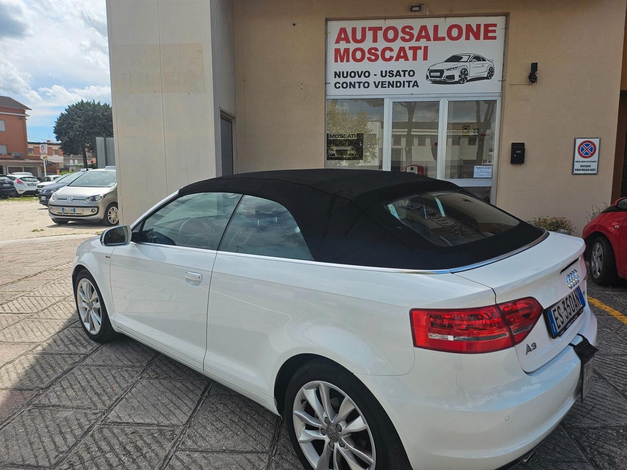 Audi A3 Cabrio 1.6 TDI 105 CV CR Ambition