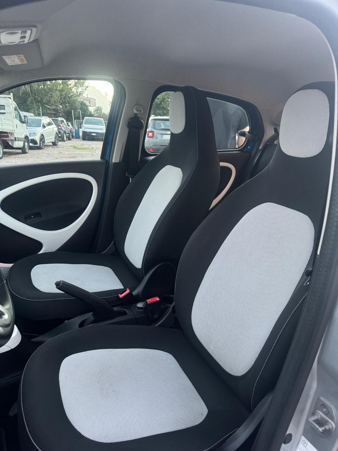 Smart ForFour 70 1.0 Passion