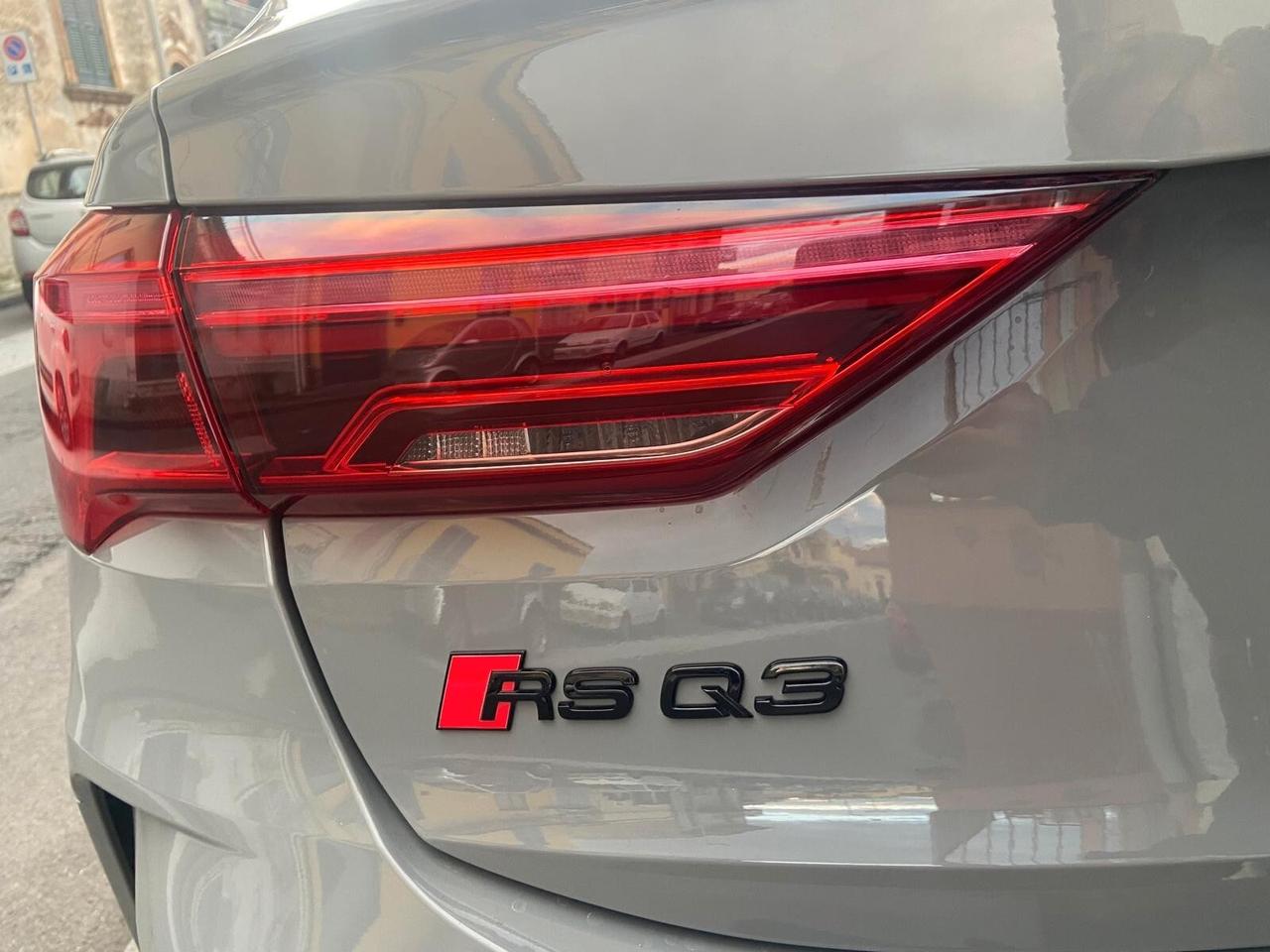 Audi Q3 RS SPB quattro S tronic