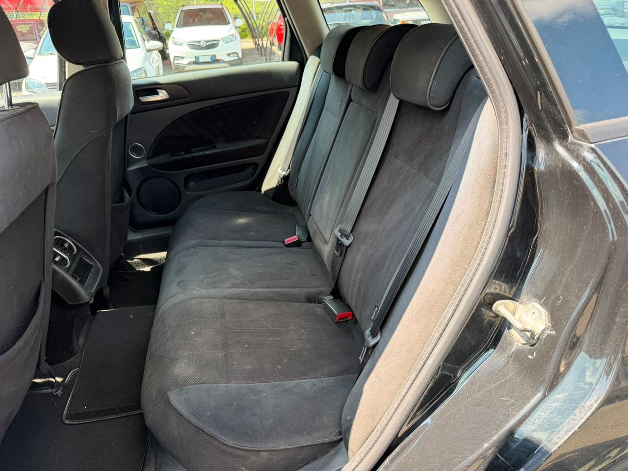 Alfa Romeo 159 1.9 JTDm 150CV Sportwagon Distinctive Q-Tronic