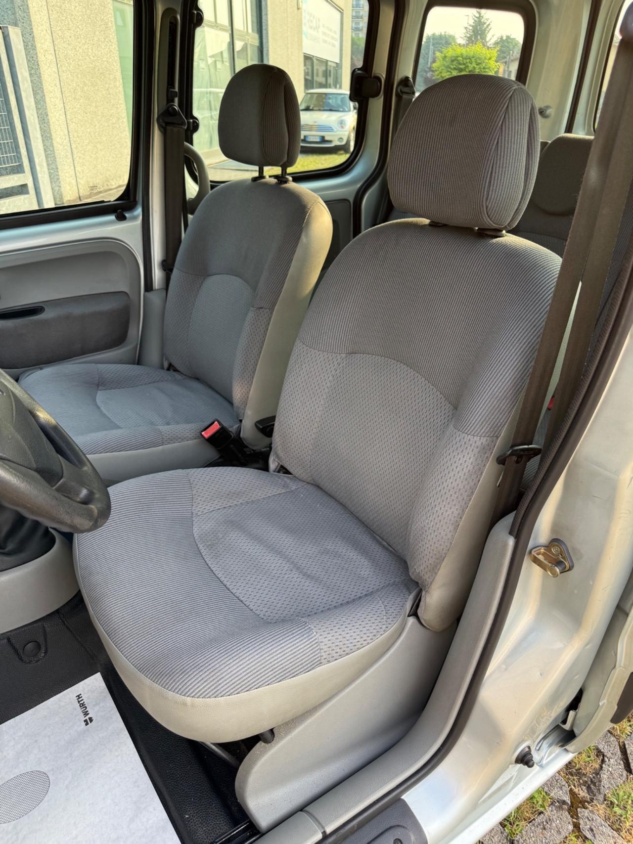 Renault Kangoo 1.2 16V cat 5 porte 5 posti*Clima*Servo*Tagliando