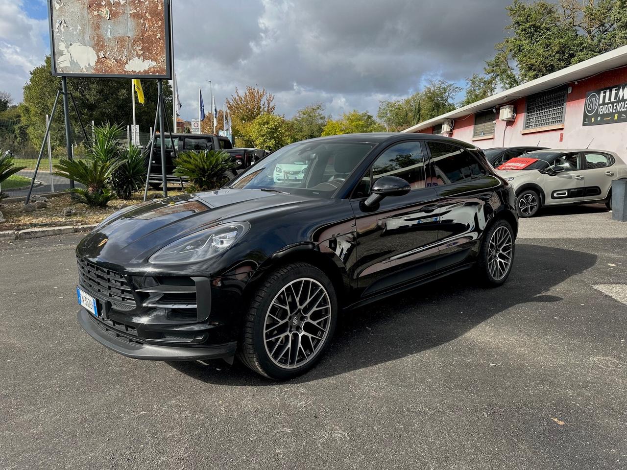 Porsche Macan iva inclusa pelle cocoa cerchio 21 scarichi