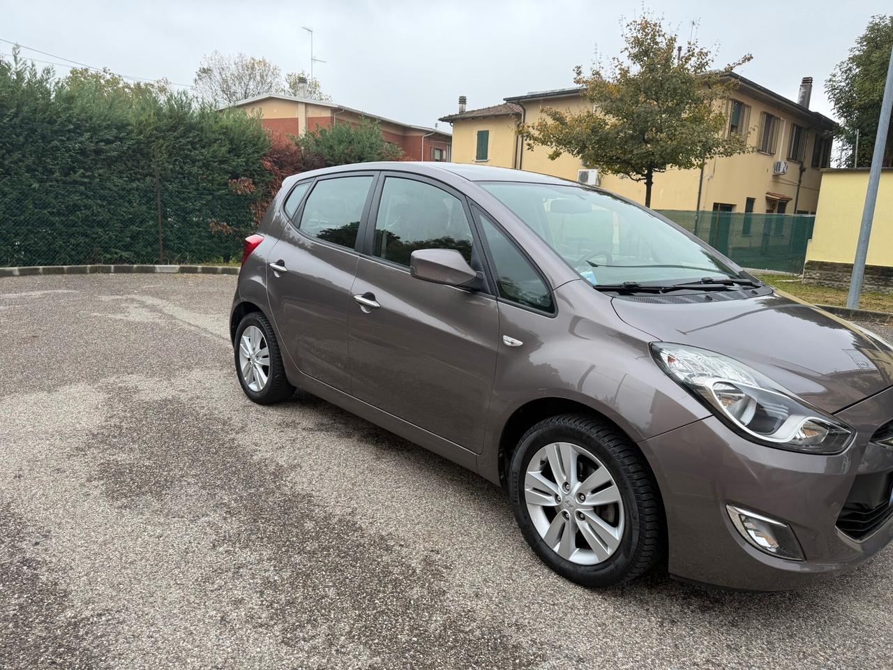 Hyundai iX20 1.4 - NEOPATENTATI - 12 MESI DI GARANZIA -