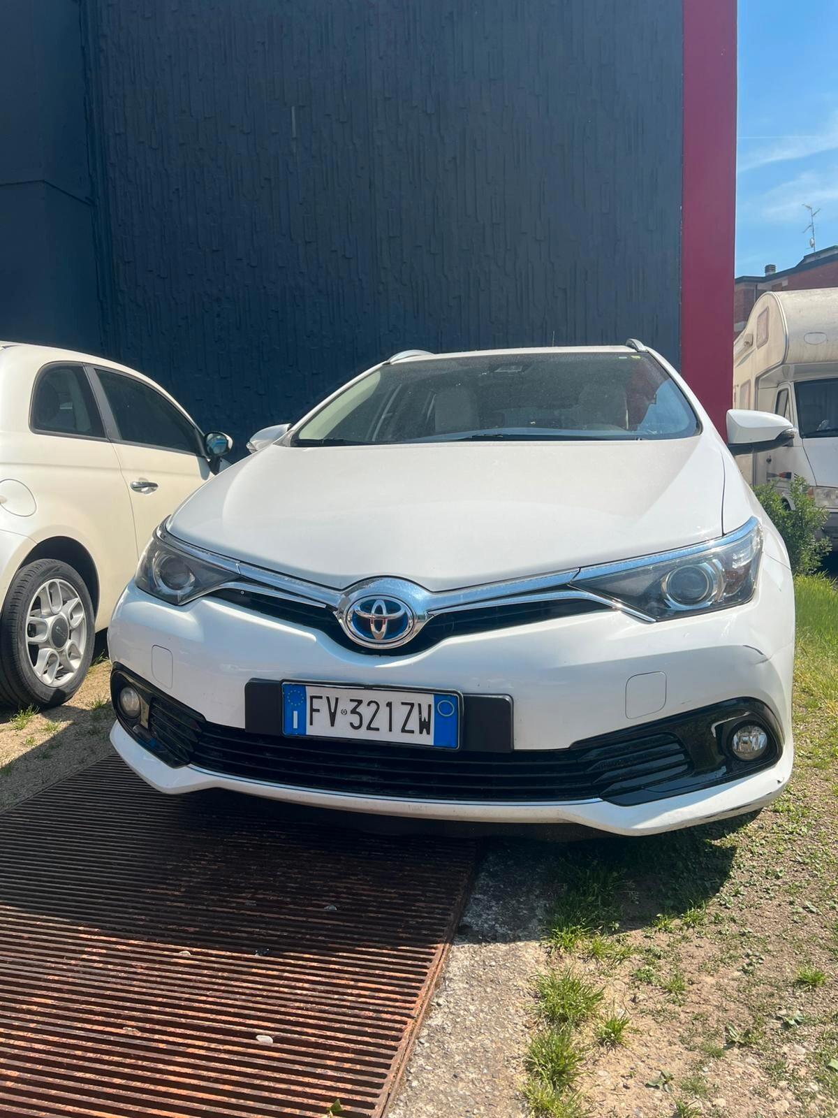Toyota Auris Touring Sports 1.8 Hybrid Lounge