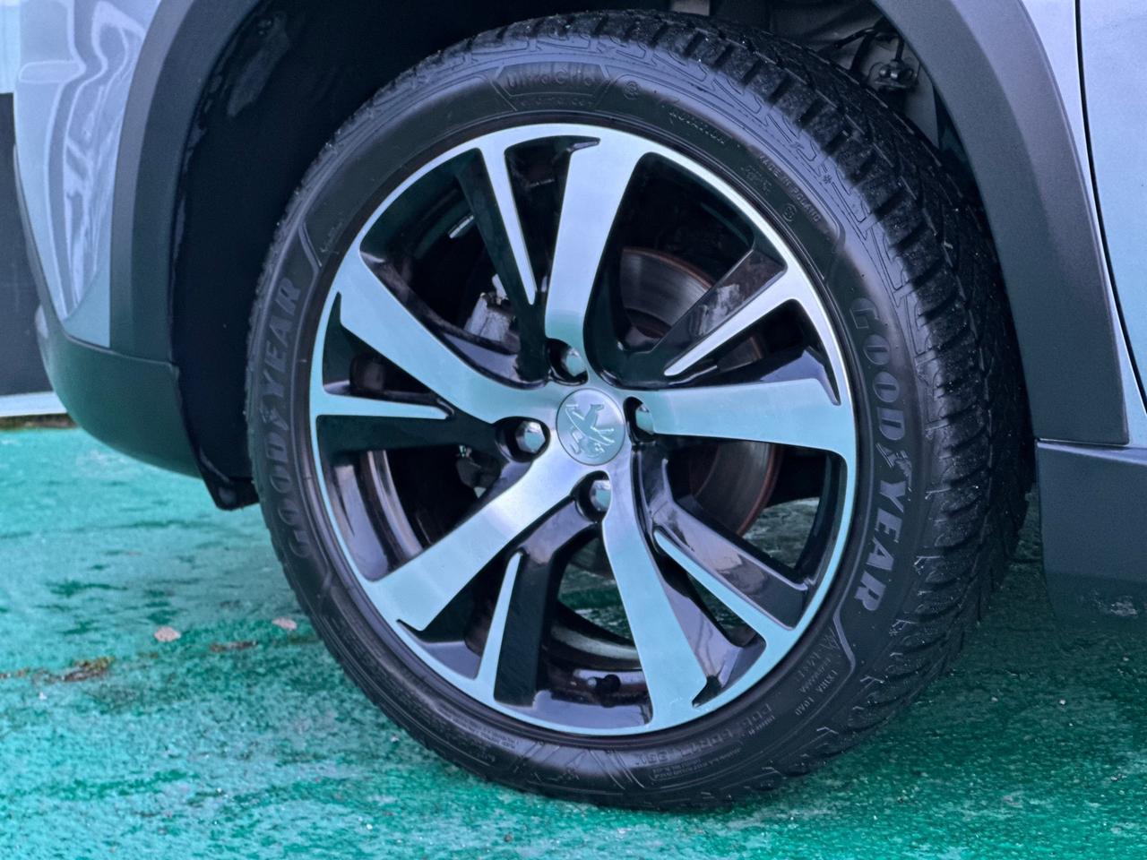 Peugeot 2008 1.5 BlueHDI 100cv Allure 2019