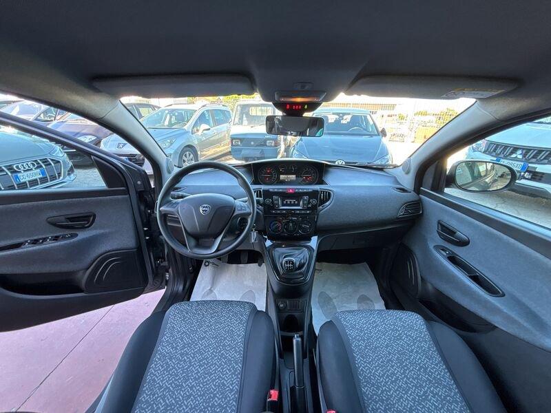 Lancia Ypsilon Ypsilon 1.0 5 porte S&S Hybrid