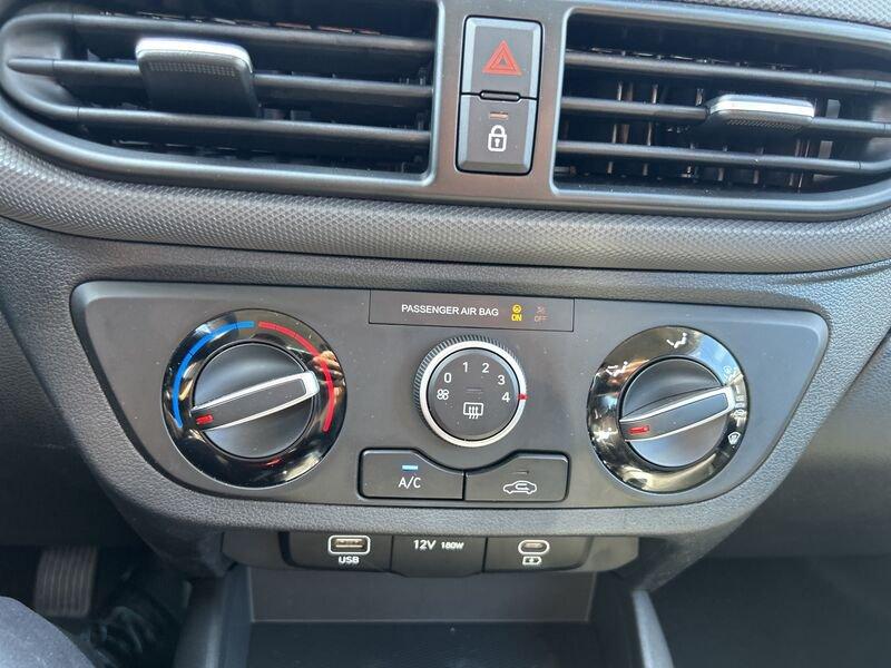Hyundai i10 NUOVA PE MY25 5P 1.0 MT CONNECTLINE