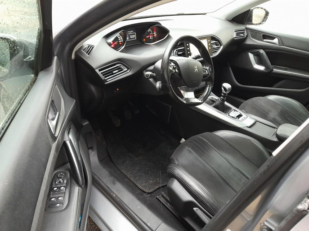 Peugeot 308 1.6 e-HDi 115 CV Stop&Start SW Allure