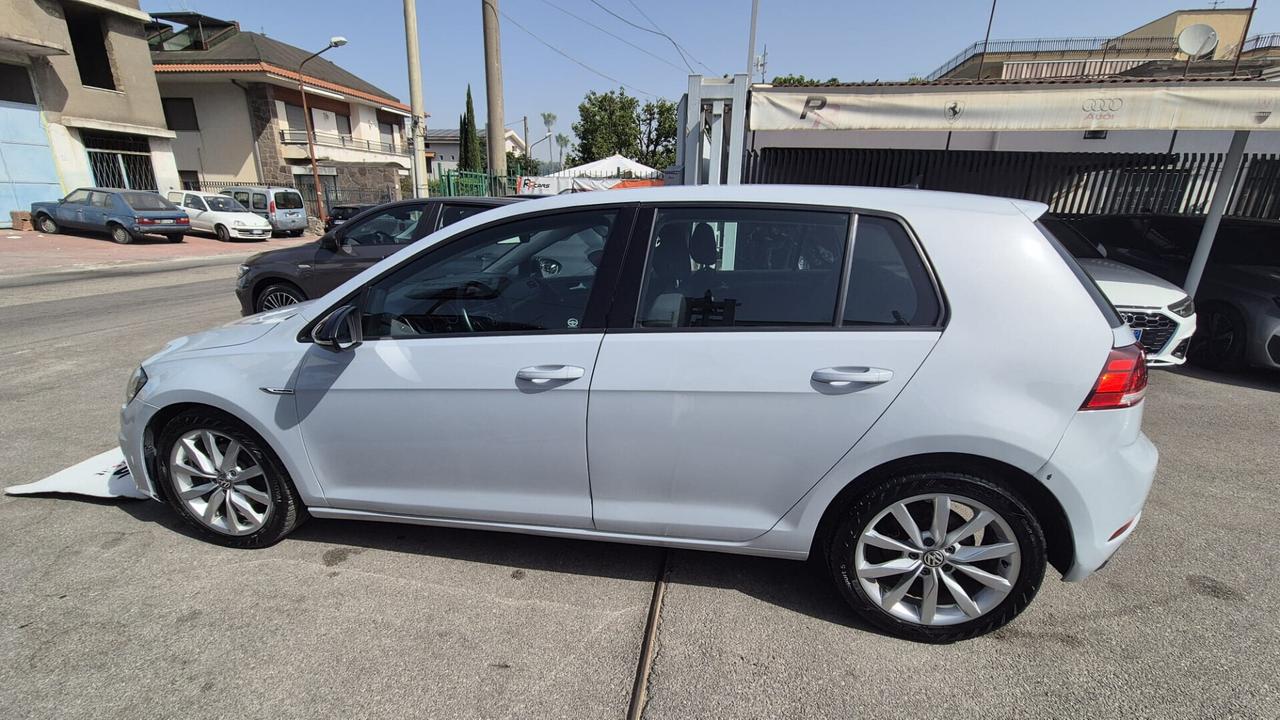 Volkswagen Golf 1.6 TDI 115 CV 5p. Business BlueMotion Technology
