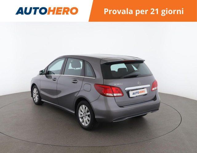 MERCEDES-BENZ B 180 d Business