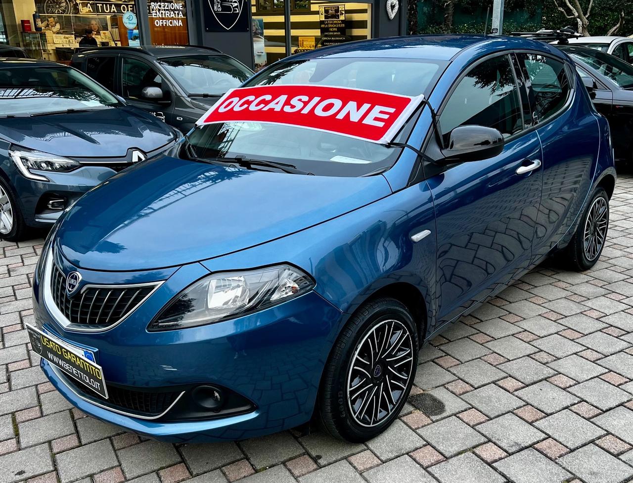 Lancia Ypsilon 1.0 FireFly 5 porte S&S Hybrid Ecochic Gold