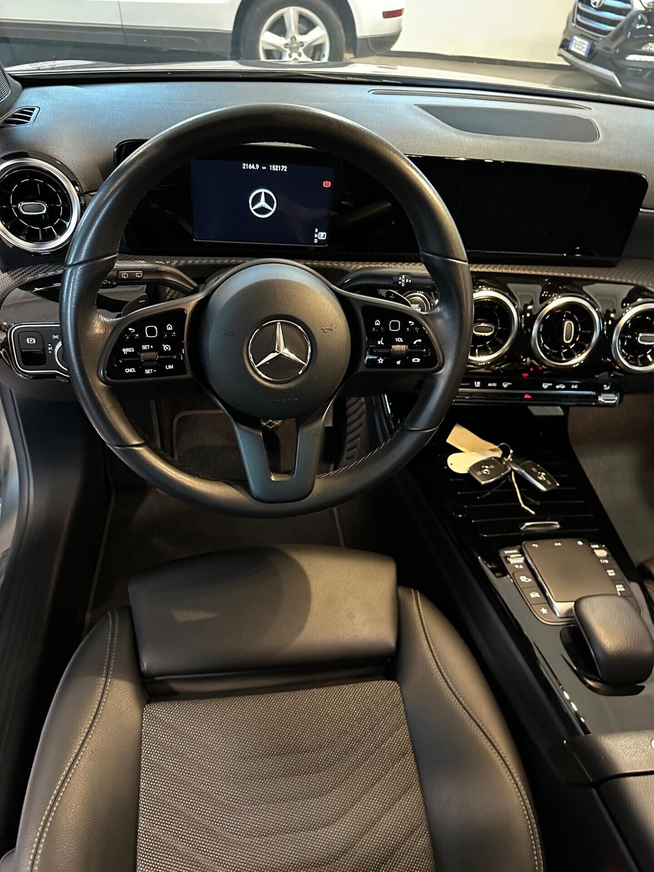 Mercedes-benz A 180 A 180 d Automatic Sport