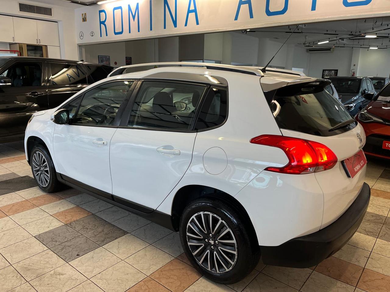 Peugeot 2008 PureTech 82 ETG5 S&S Allure