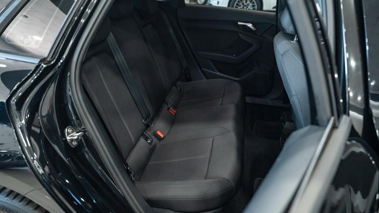 Audi A3 SPB 30 TDI S TRONIC SPORT BLACK EDITION NAVI FULL OPTIONAL