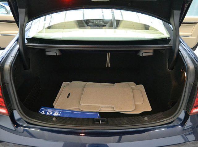 MERCEDES-BENZ E 200 Coupé Sport Automatica - Pelle - Cerchi 19" - Navi