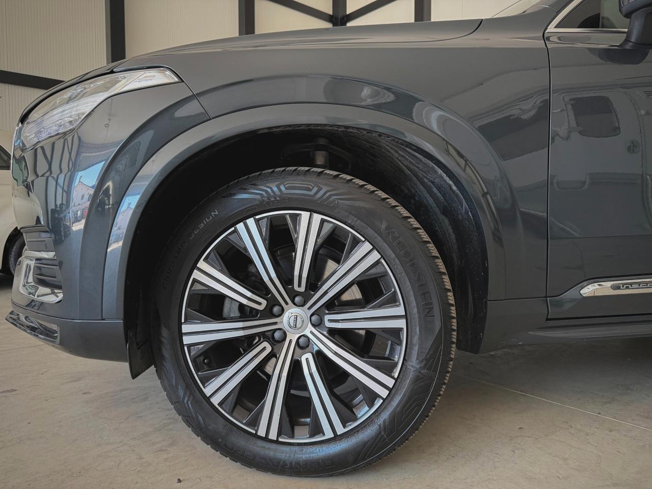 Volvo XC90 Inscription B5 7 posti
