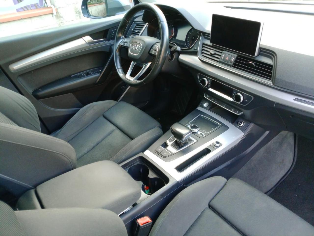 Audi Q5 Business Sport 2.0 40 TDI #7006