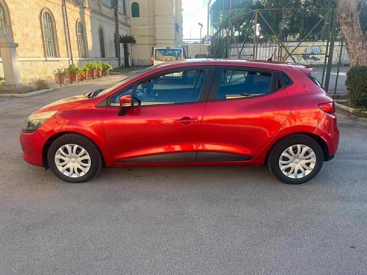 Renault Clio 1.5 dCi 8V 75CV 5 p. NeoPatentati