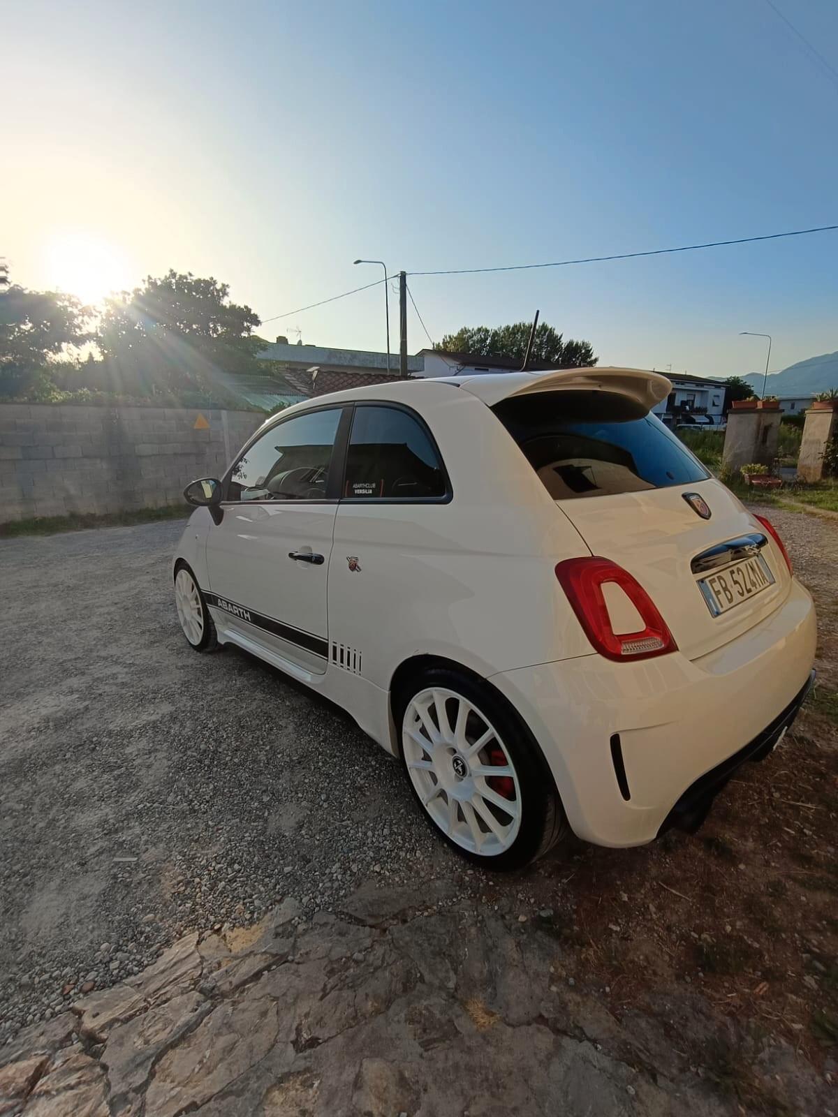Abarth 595 C 1.4 Turbo T-Jet 140 CV