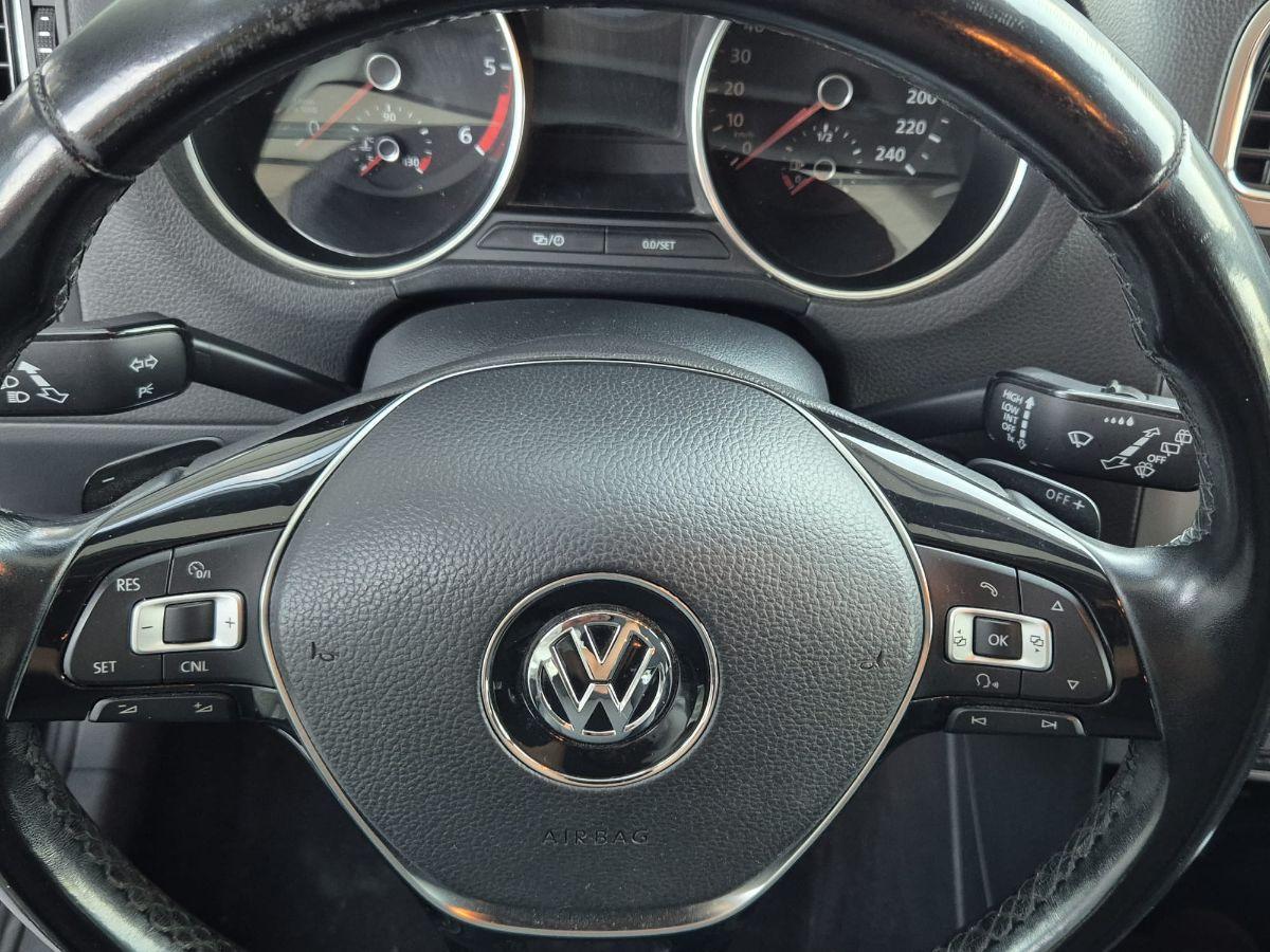 VOLKSWAGEN - Polo - 1.4 TDI 90CV 5p. DSG Highline Full Led