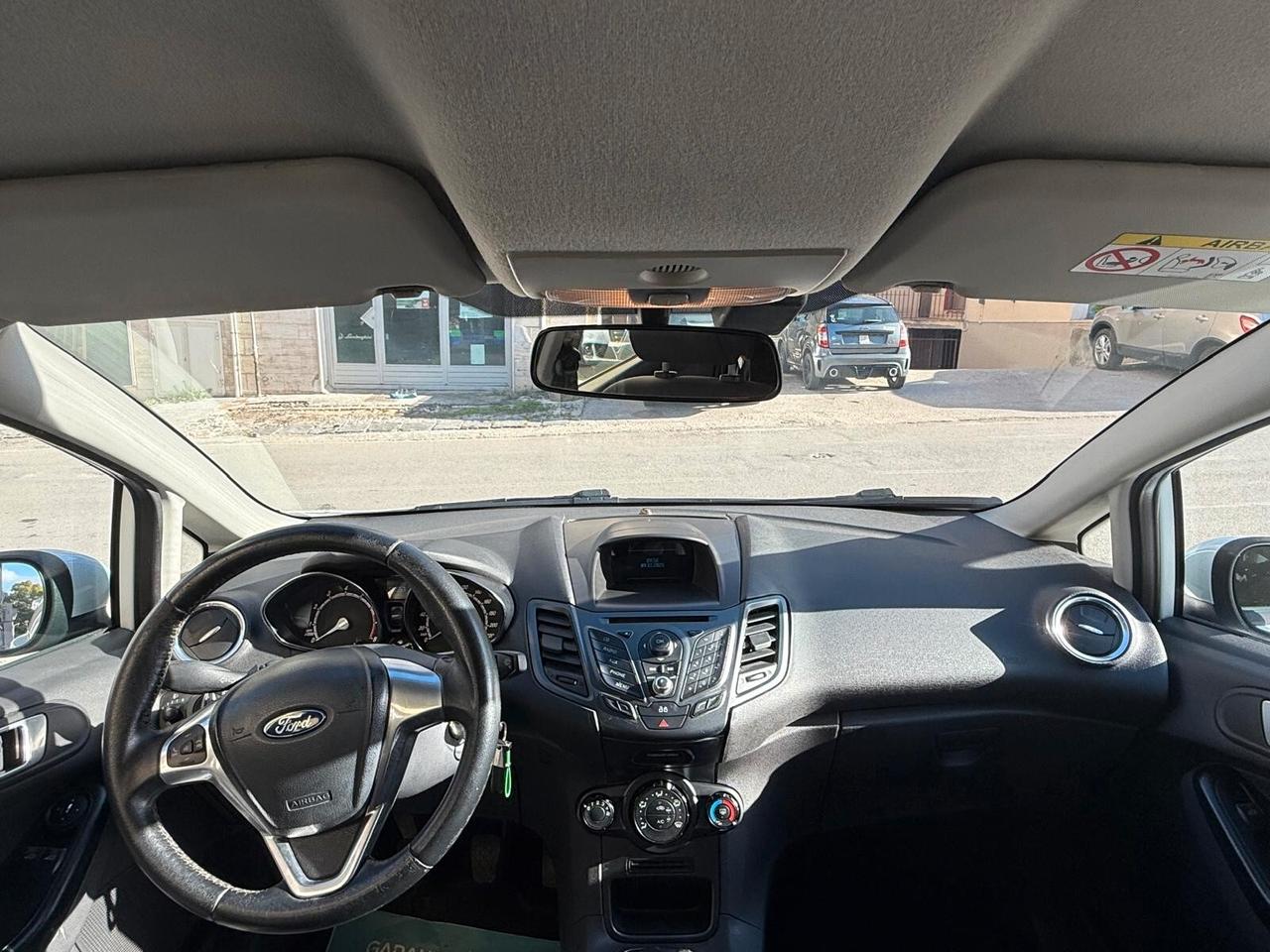 Ford Fiesta 1.4 5p. Bz.- GPL Titanium