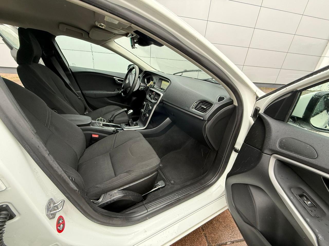 Volvo V40 D2 1.6