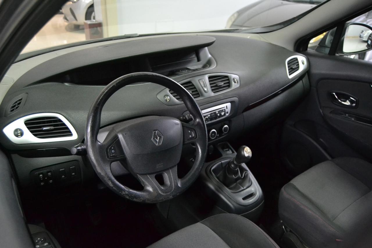 Renault Scenic 1.5 dCi 110CV Live 7 POSTI