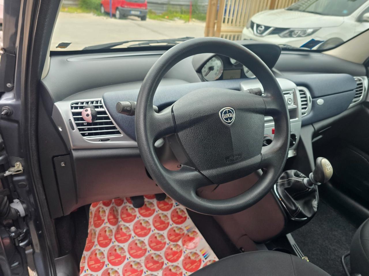 Lancia Ypsilon 1.2 Oro Gpl