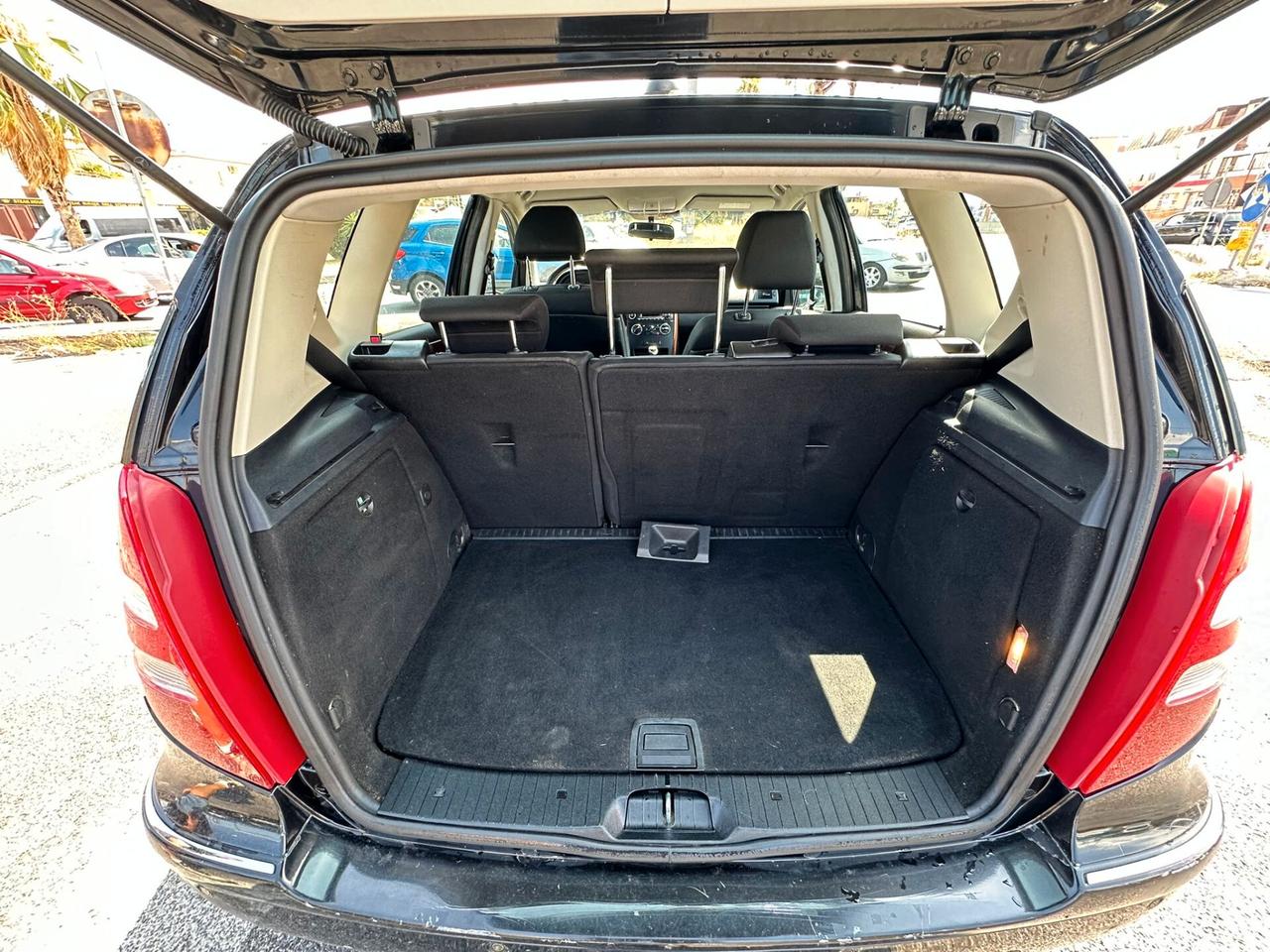 MERCEDES-BENZ CLASSE A150 ELEGANCE 1.5BENZINA 95CV