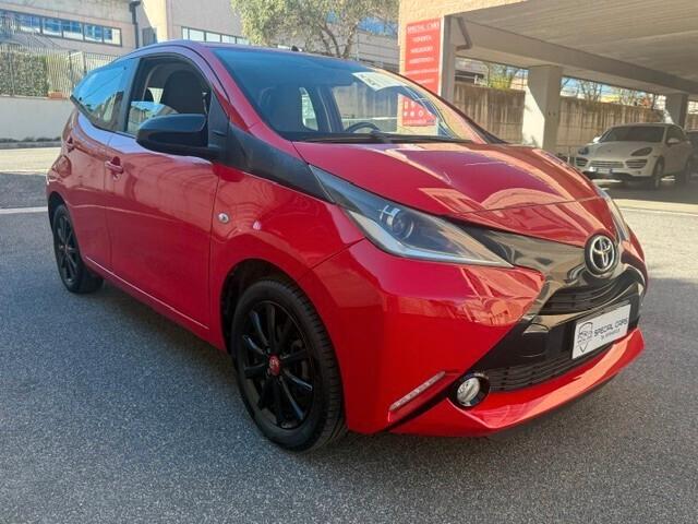 Toyota Aygo 1.0 VVT-i X-Wave
