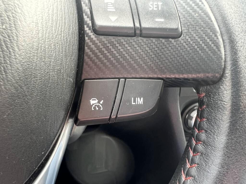 Mazda 3 Mazda3 2.2 Skyactiv-D Exceed