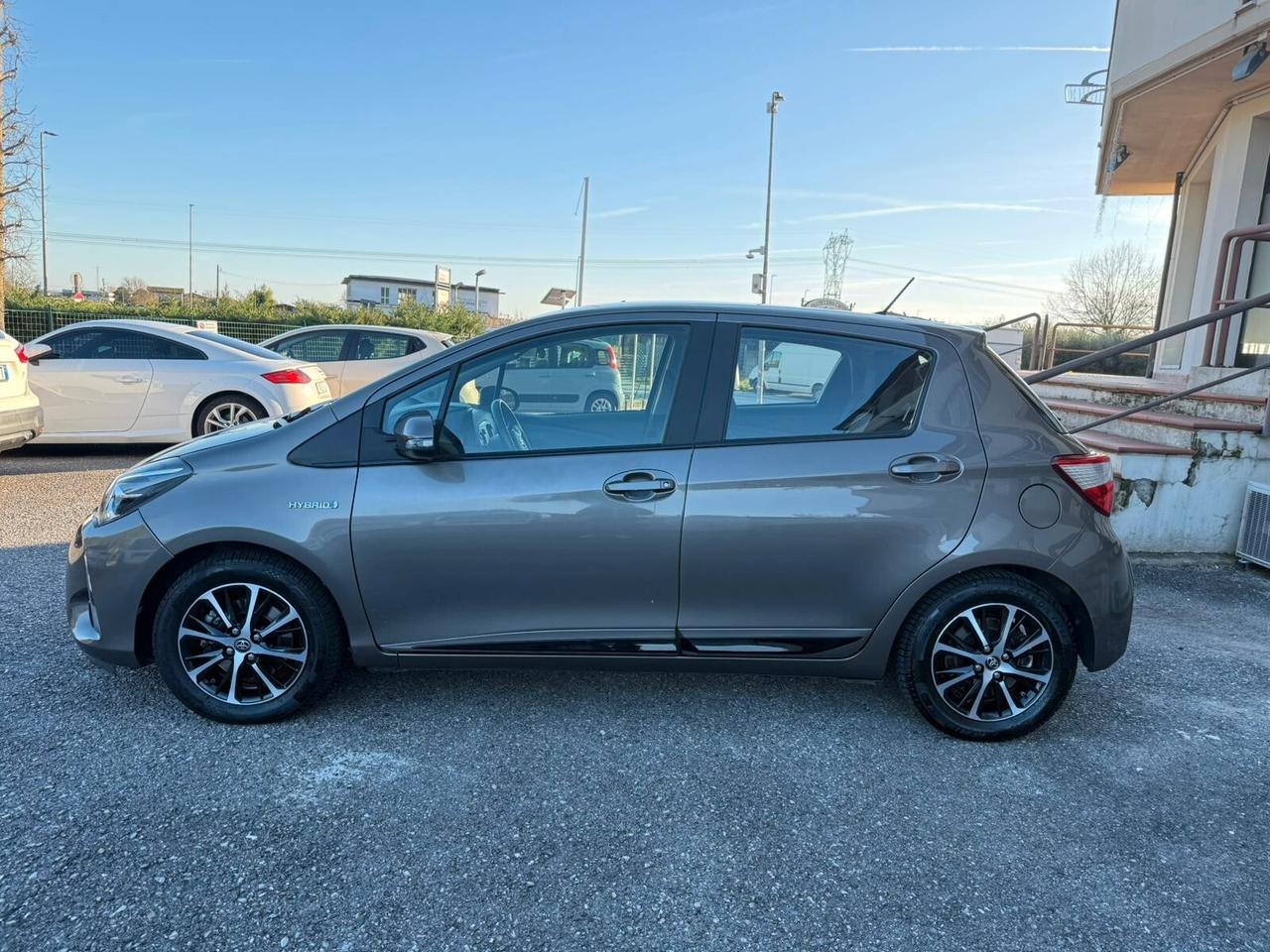 Toyota Yaris 1.5 Hybrid 5 porte Active