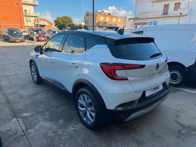 Renault Captur Hybrid E-Tech 145 CV Intens