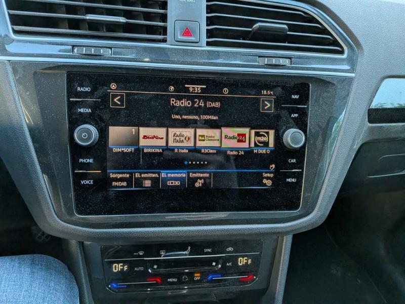 Volkswagen Tiguan 2.0 TDI Life Carplay, Ambient Light, Vetri oscurati