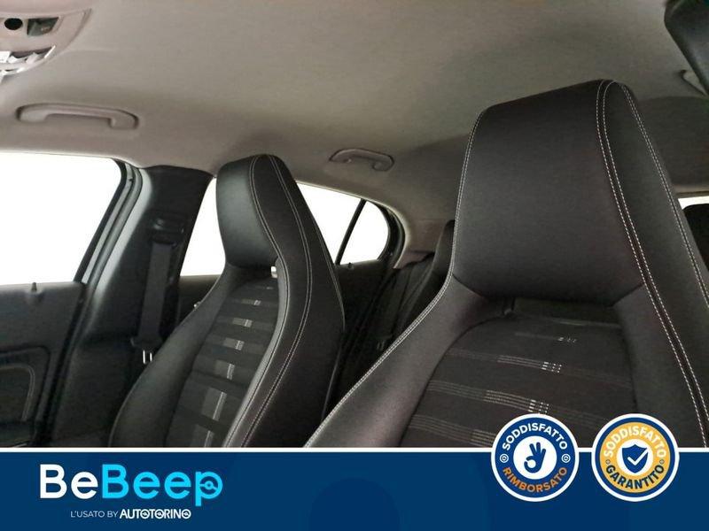 Mercedes-Benz GLA 200 D SPORT 4MATIC AUTO