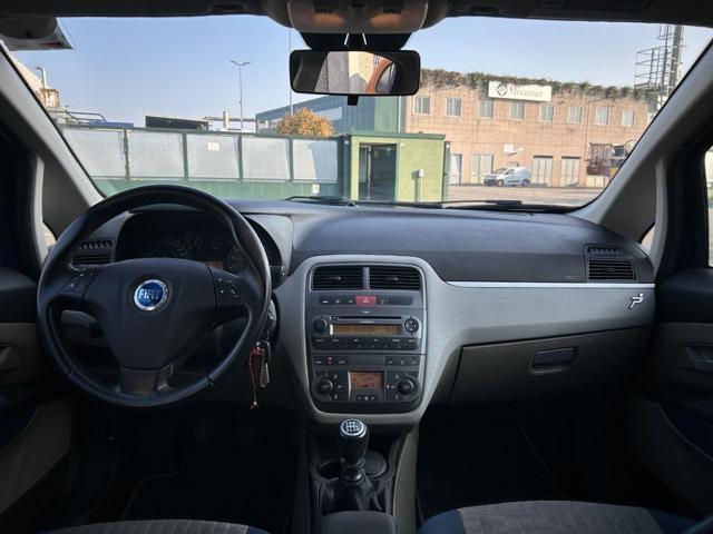 FIAT Grande Punto 1.4 Starjet 16V 5 porte Emotion *OK NEOPATENTATI*