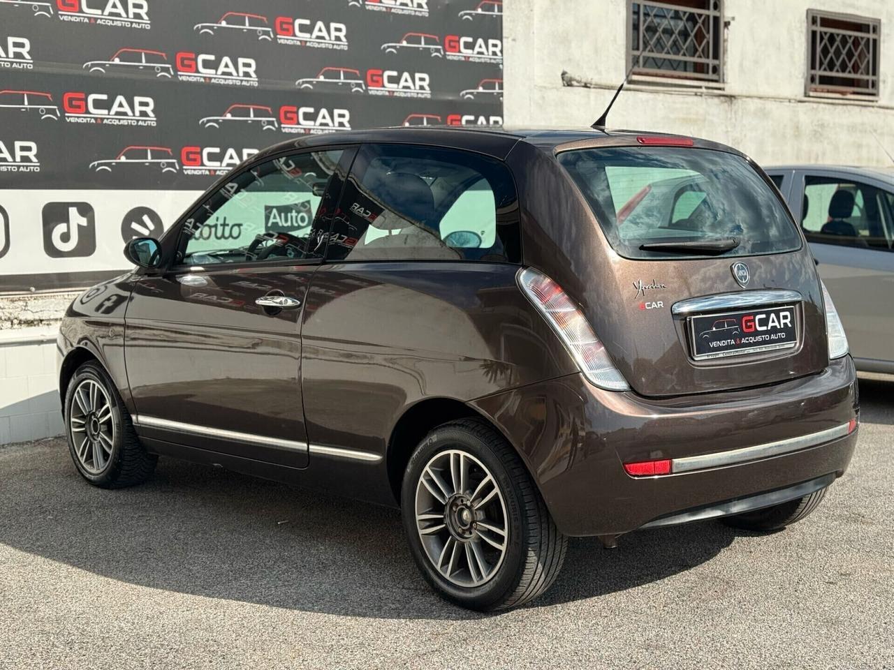 Lancia Ypsilon 1.2 Versus