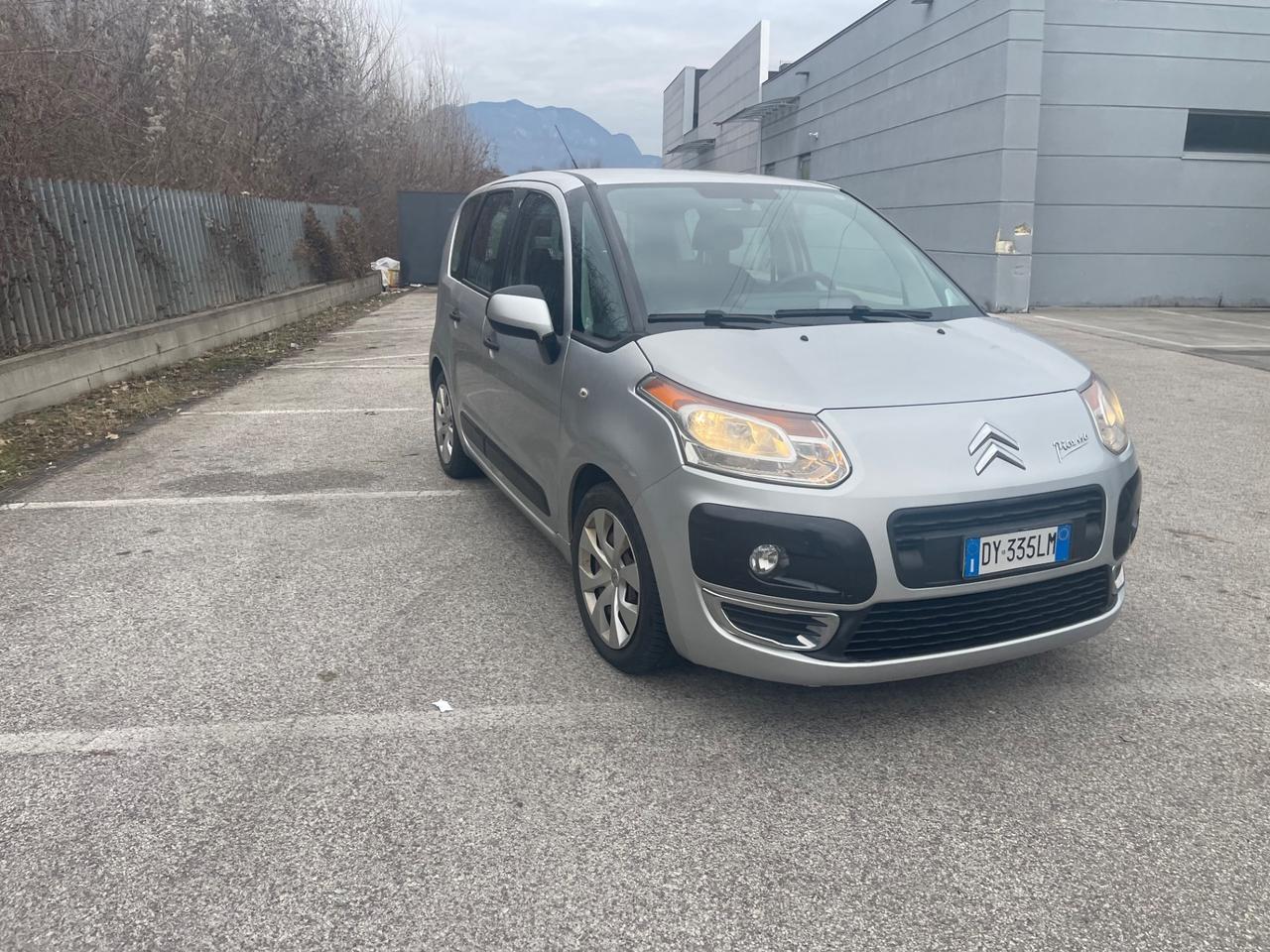 Citroen C3 Picasso 1.4 VTi 95 Exclusive Style SI NEOPATENTATI