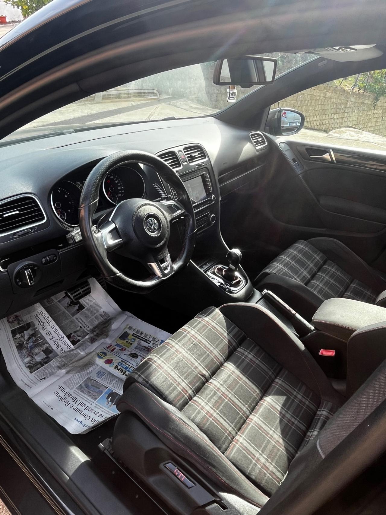 Volkswagen Golf GTI 2.0 TSI DSG 5p.