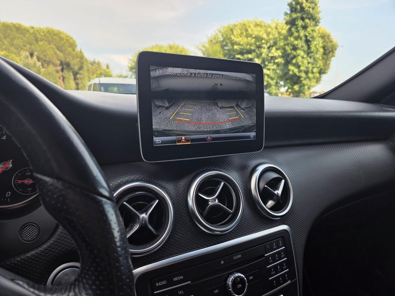Mercedes-benz A 180 d Premium