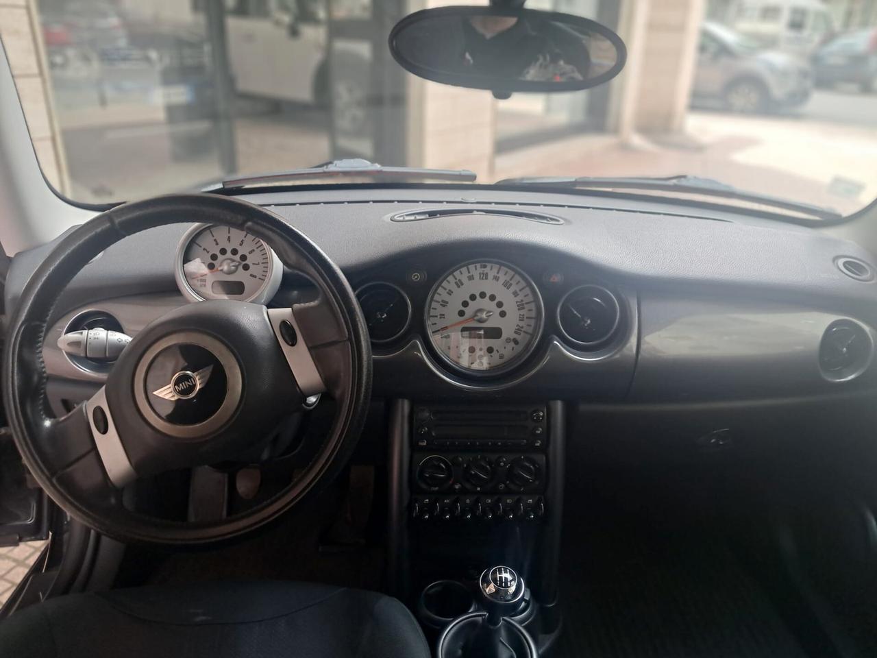 Mini 1.6 16V One de luxe-NEOPATENTATI-Km128000-Euro4290