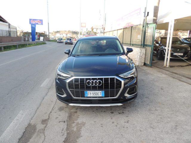 AUDI Q3 40 TDI quattro S tronic Business Advanced