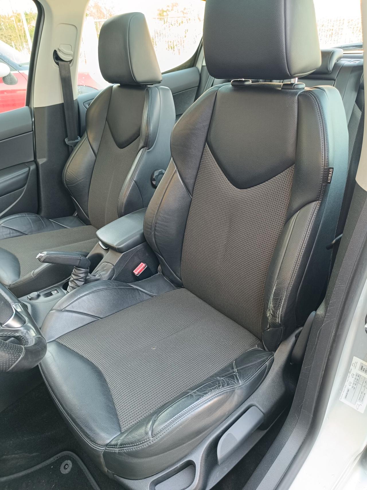 Peugeot 308 1.6 8V e-HDi 112CV Stop&Start robotiz. 5p. Allure