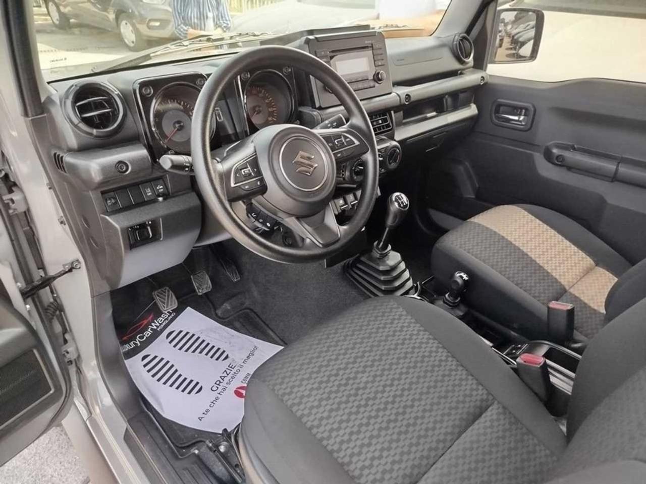 Suzuki Jimny 1.5 5MT PRO (N1)
