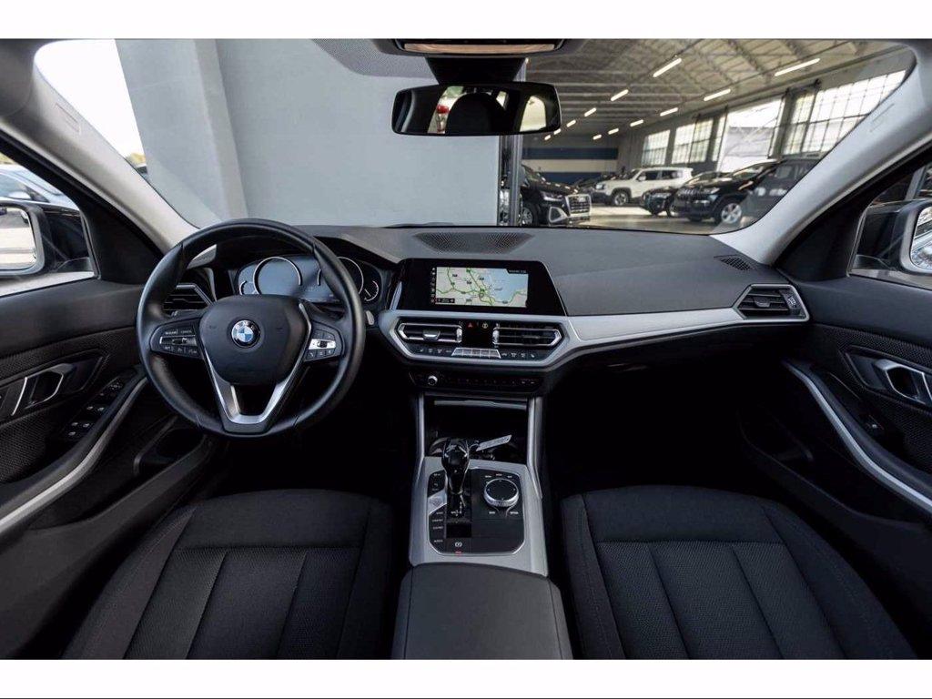 BMW 320d xDrive Touring Business Advantage del 2020