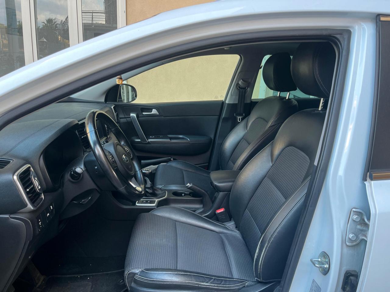 Kia Sportage 1.7 CRDI 2WD Class *Tetto Panoramico*