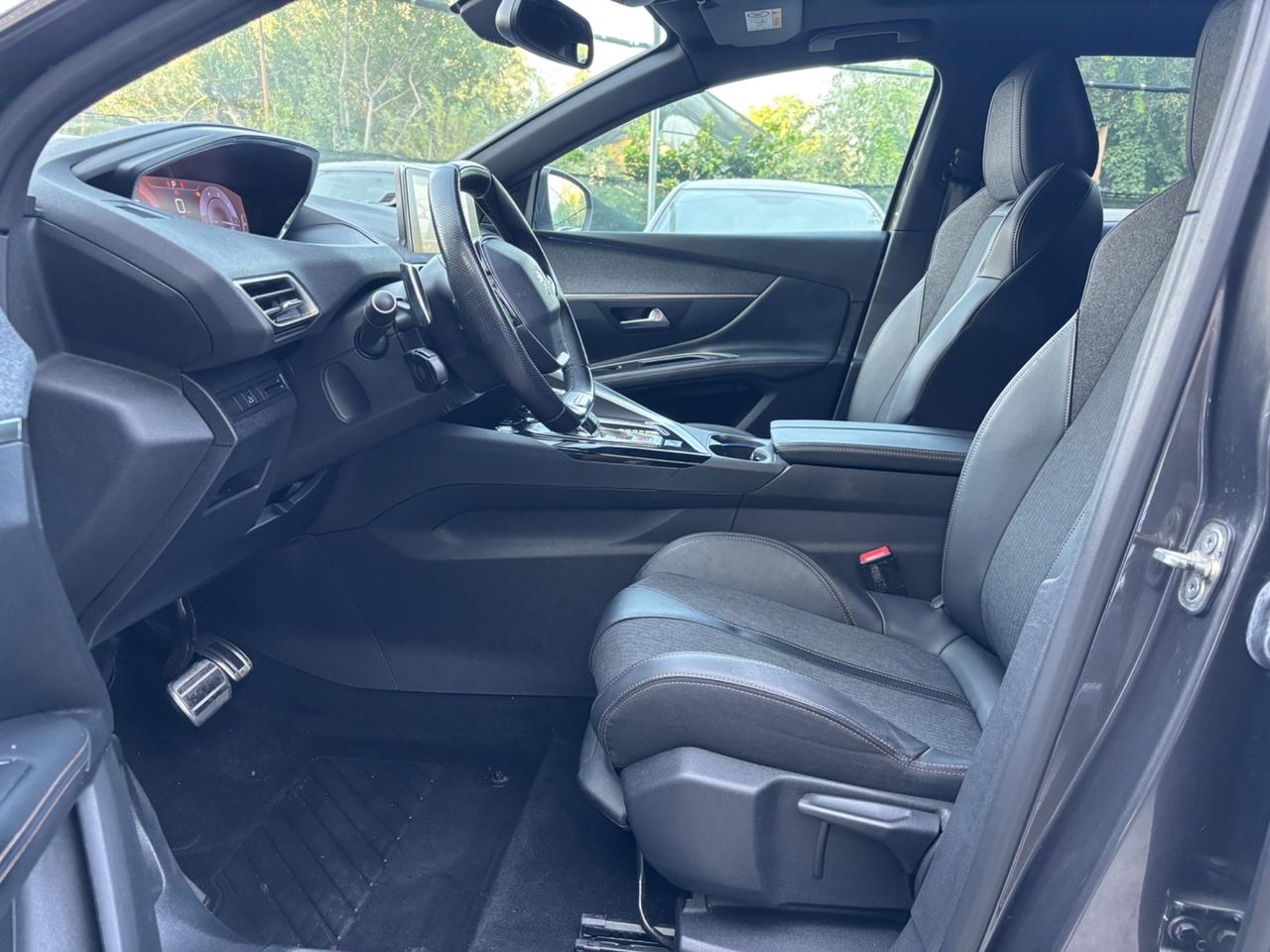 Peugeot 3008 hdi 130cv automatica GT Line