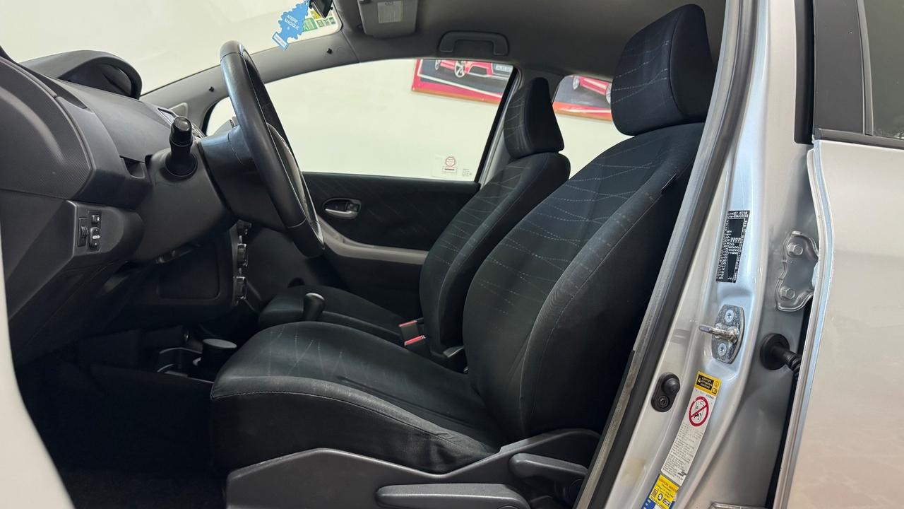 Toyota Yaris 1.3 5 porte M-MT -98.000 km
