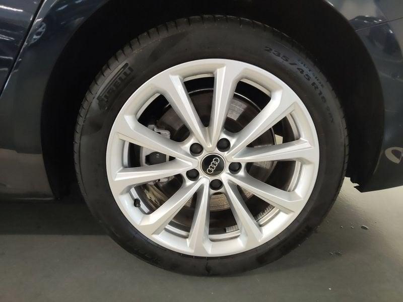 Audi A5 A5 Berlina 2.0 tdi mhev+ Business Advanced 204cv s-tronic